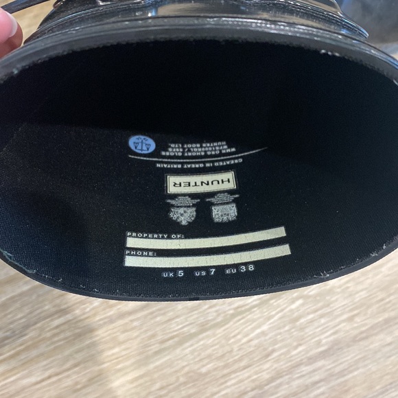 Women’s Hunter Rain boots Size 7 - Picture 4 of 4